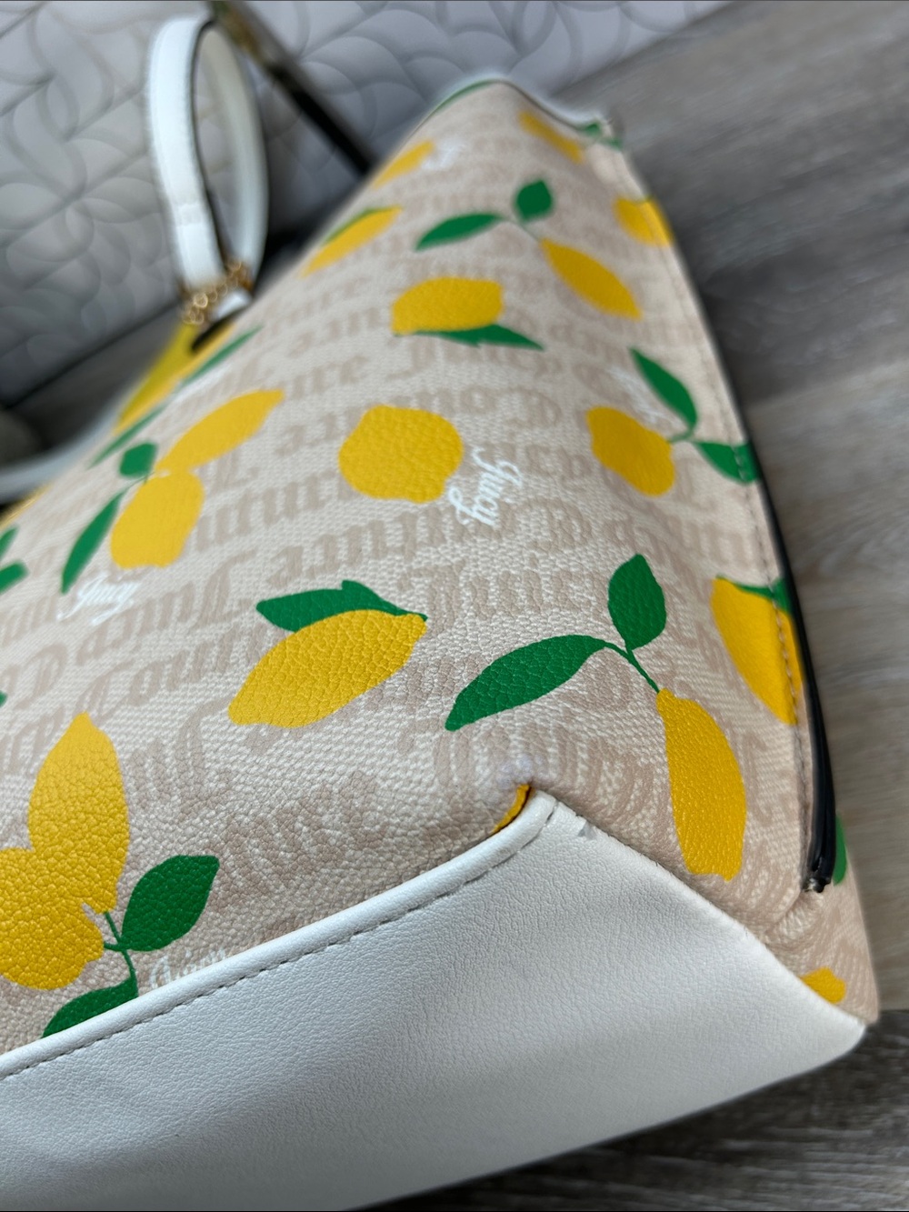 3580 Juicy Couture Fruitful Lemon Tote 083580 - Picture 12 of 12